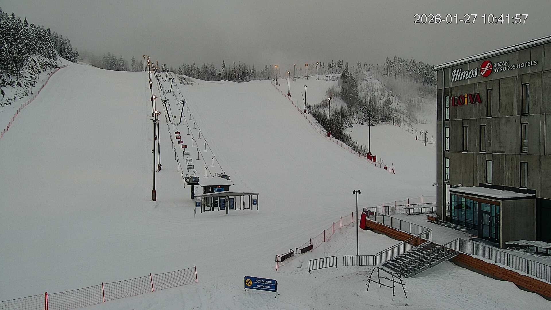 Länsirinteet (Hissit 14-15 ala-asema)